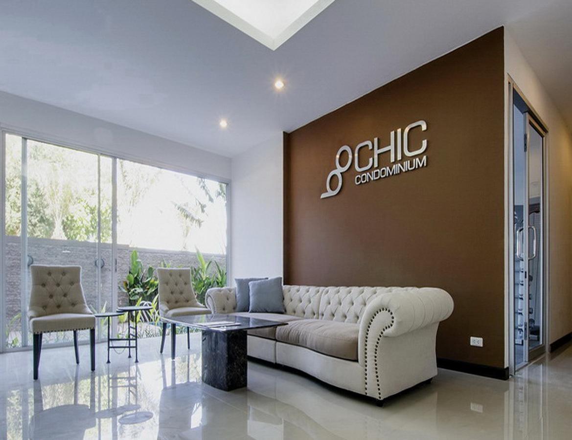 Chic Apartment Karon Exterior photo